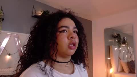 Snapshot of memphiswilliams chatting on 17, 9, 2025  Memphis Williams  online show from 17, 9, 2025