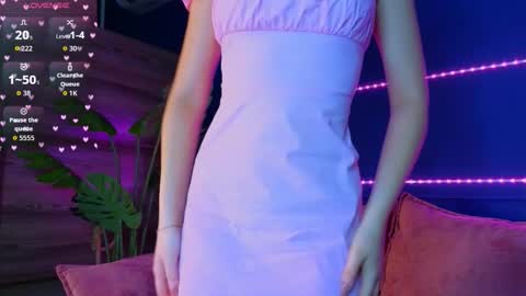 Snapshot of meow_mellie chatting on 18, 10, 2025 meow_mellie online show from 18, 10, 2025