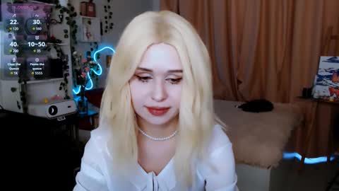 Snapshot of meow_on_da_cam chatting on 8, 2, 2026 meow_on_da_cam online show from 8, 2, 2026