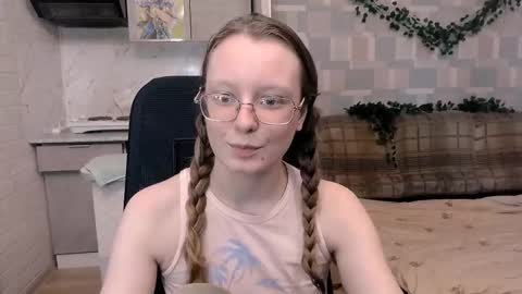 Snapshot of meowcr chatting on 2, 10, 2025 meowcr online show from 2, 10, 2025