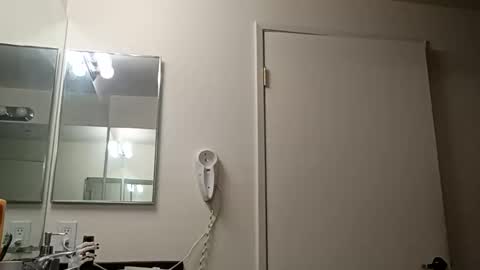 meowzers777 online show from 20, 11, 2025