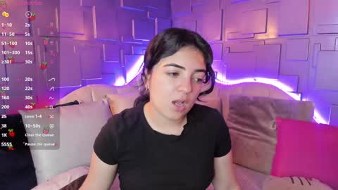 Snapshot of meraki_fraise chatting on 4, 1, 2025 online show from 4, 1, 2025