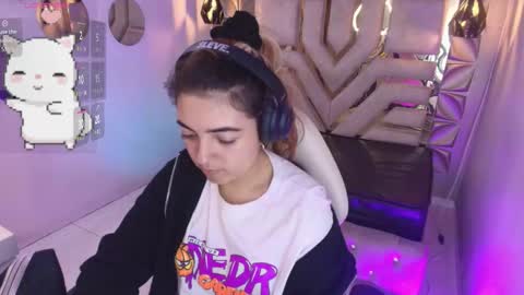    online show from 12, 9, 2025