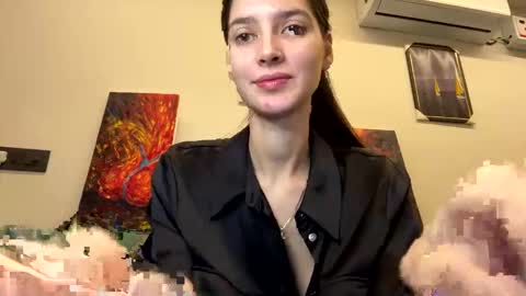 Snapshot of meralynn chatting on 29, 11, 2025 LEVA online show from 29, 11, 2025