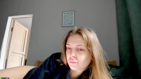 Snapshot of mercedescutee chatting on 22, 10, 2025 mercedescutee online show from 22, 10, 2025