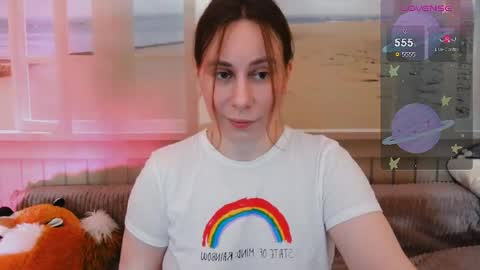 Cutie online show from 12, 4, 2026