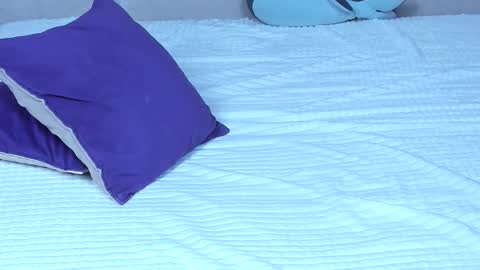 Mercy Bloom online show from 15, 9, 2025