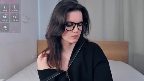 Miya online show from 5, 4, 2026