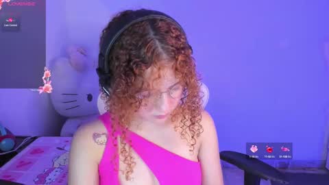 laura 3 i am independent model online show from 20, 2, 2025