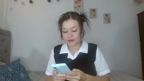 meriilyn_monroe724 online show from 26, 4, 2026
