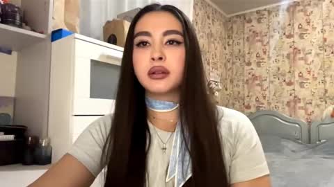 Enni online show from 10, 11, 2025