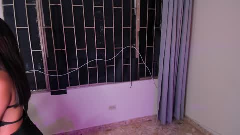 instagram fernandatoloza01  online show from 15, 2, 2025