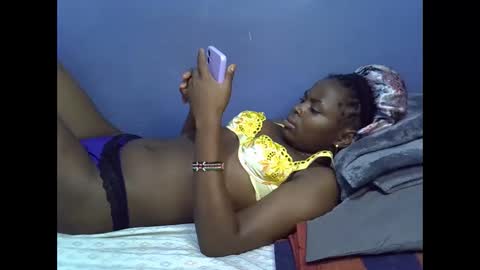 merlin_queen online show from 17, 11, 2025