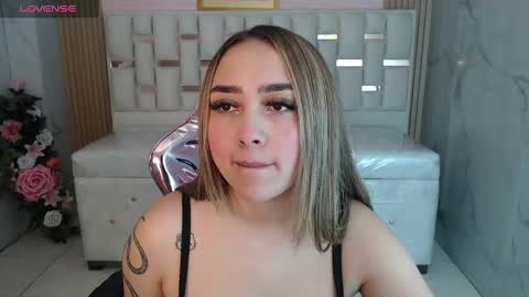 Snapshot of merloth_sub chatting on 6, 3, 2025 Merloth online show from 6, 3, 2025
