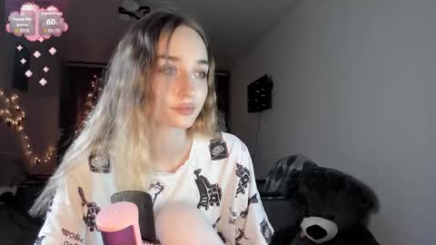 Snapshot of merryl_clark chatting on 29, 9, 2025 Sara online show from 29, 9, 2025