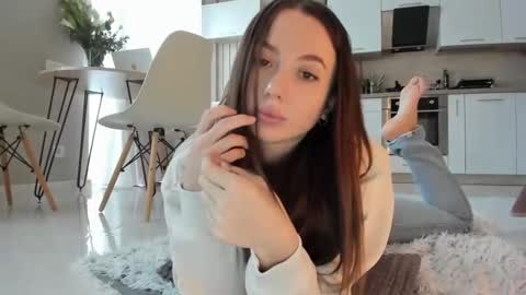 Snapshot of meryfoxxx chatting on 17, 12, 2024 meryfoxxx online show from 17, 12, 2024