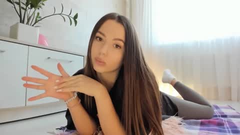 Snapshot of meryfoxxx chatting on 16, 2, 2025 meryfoxxx online show from 16, 2, 2025