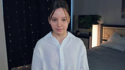 Lollita online show from 2, 3, 2025