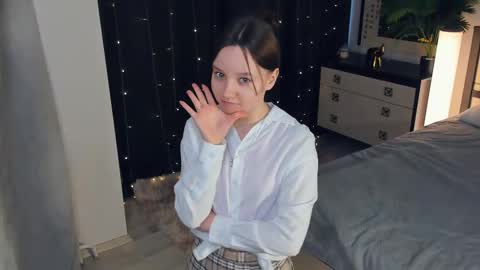 Lollita online show from 2, 3, 2025