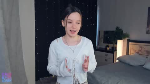 Lollita online show from 6, 3, 2025