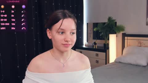 Lollita online show from 9, 3, 2025