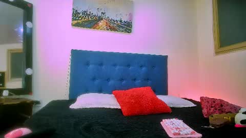 mew_alix online show from 19, 6, 2026
