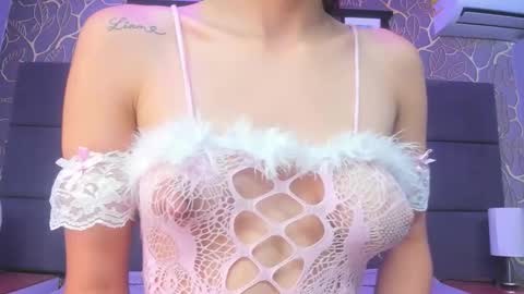 Snapshot of mey_doll chatting on 10, 9, 2025 Your Mey  online show from 10, 9, 2025