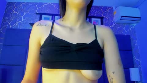Snapshot of mey_doll chatting on 12, 9, 2025 Your Mey  online show from 12, 9, 2025