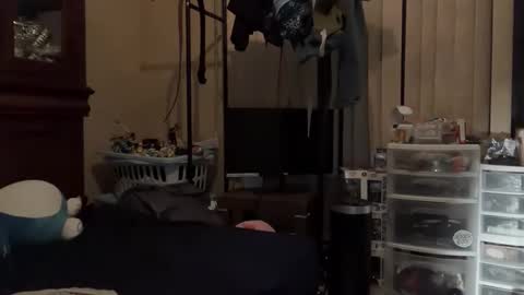 ZoeyYogaBoy online show from 27, 4, 2026