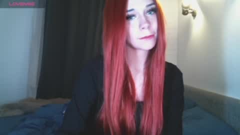 Snapshot of mezzalunaa chatting on 5, 2, 2025 vollmond online show from 5, 2, 2025