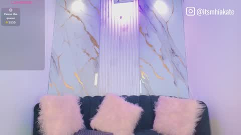 Snapshot of mhia_kate chatting on 18, 9, 2025 Mhia Kate online show from 18, 9, 2025