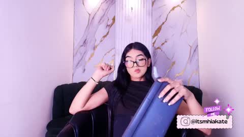 Mhia Kate online show from 12, 5, 2026