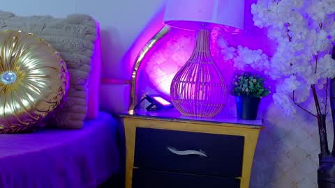 Mhia  online show from 2, 4, 2026