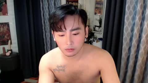 Snapshot of mhikael chatting on 15, 9, 2025 Mhikael online show from 15, 9, 2025