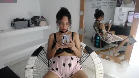 Mulata Spencer online show from 26, 1, 2025