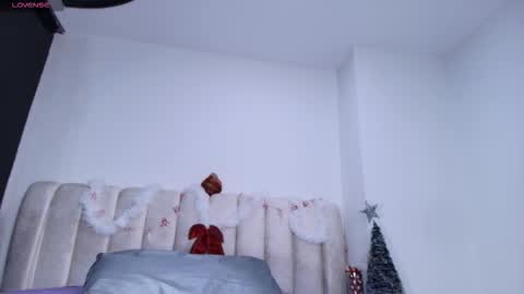 Emi online show from 20, 12, 2025