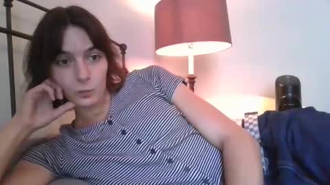 Snapshot of mia_177 chatting on 2, 10, 2025 mia_177 online show from 2, 10, 2025