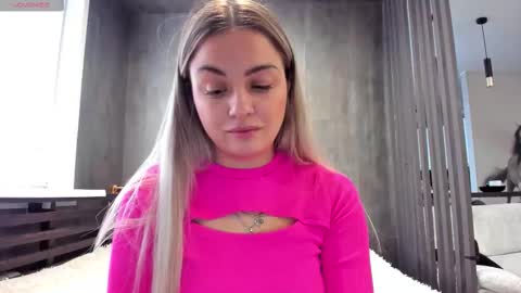 Mia online show from 14, 11, 2025