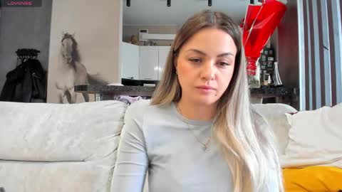 Mia online show from 19, 5, 2026