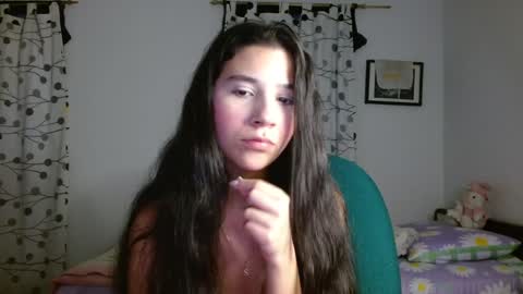 Snapshot of mia__lopez_ chatting on 4, 2, 2025 Mia online show from 4, 2, 2025