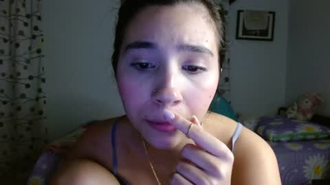 Snapshot of mia__lopez_ chatting on 5, 2, 2025 Mia online show from 5, 2, 2025