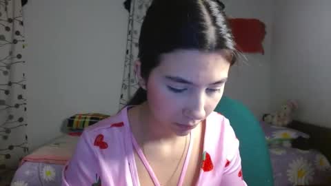 Snapshot of mia__lopez_ chatting on 15, 2, 2025 Mia online show from 15, 2, 2025