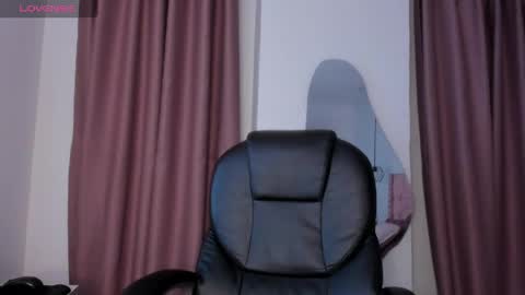 Mia online show from 21, 4, 2026