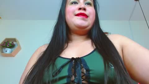 Snapshot of mia__xx1 chatting on 15, 1, 2025 C A L L M E M I A online show from 15, 1, 2025