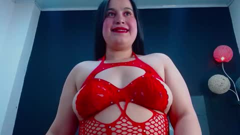 Snapshot of mia__xx1 chatting on 20, 10, 2025 C A L L M E M I A online show from 20, 10, 2025