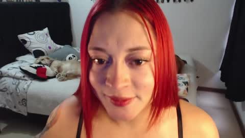 Snapshot of mia_adams_red chatting on 13, 5, 2026 mia online show from 13, 5, 2026