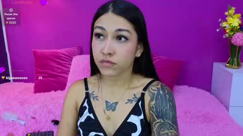 mia_adamsxxx online show from 24, 9, 2025