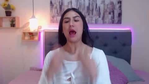 Snapshot of mia_ayra chatting on 10, 10, 2025 M I A A Y R A online show from 10, 10, 2025