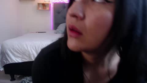 Snapshot of mia_ayra chatting on 12, 10, 2025 M I A A Y R A online show from 12, 10, 2025