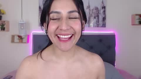 Snapshot of mia_ayra chatting on 6, 11, 2025 M I A A Y R A online show from 6, 11, 2025